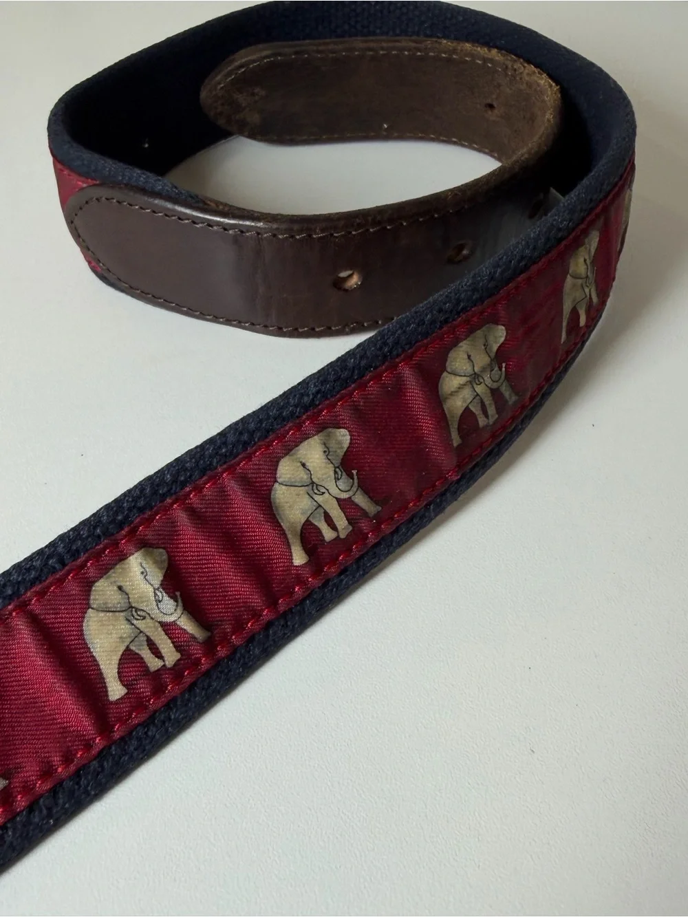 Vineyard Vines 30W Burgundy Elephant Canvas Belt with Brown Leather Brass Buckle